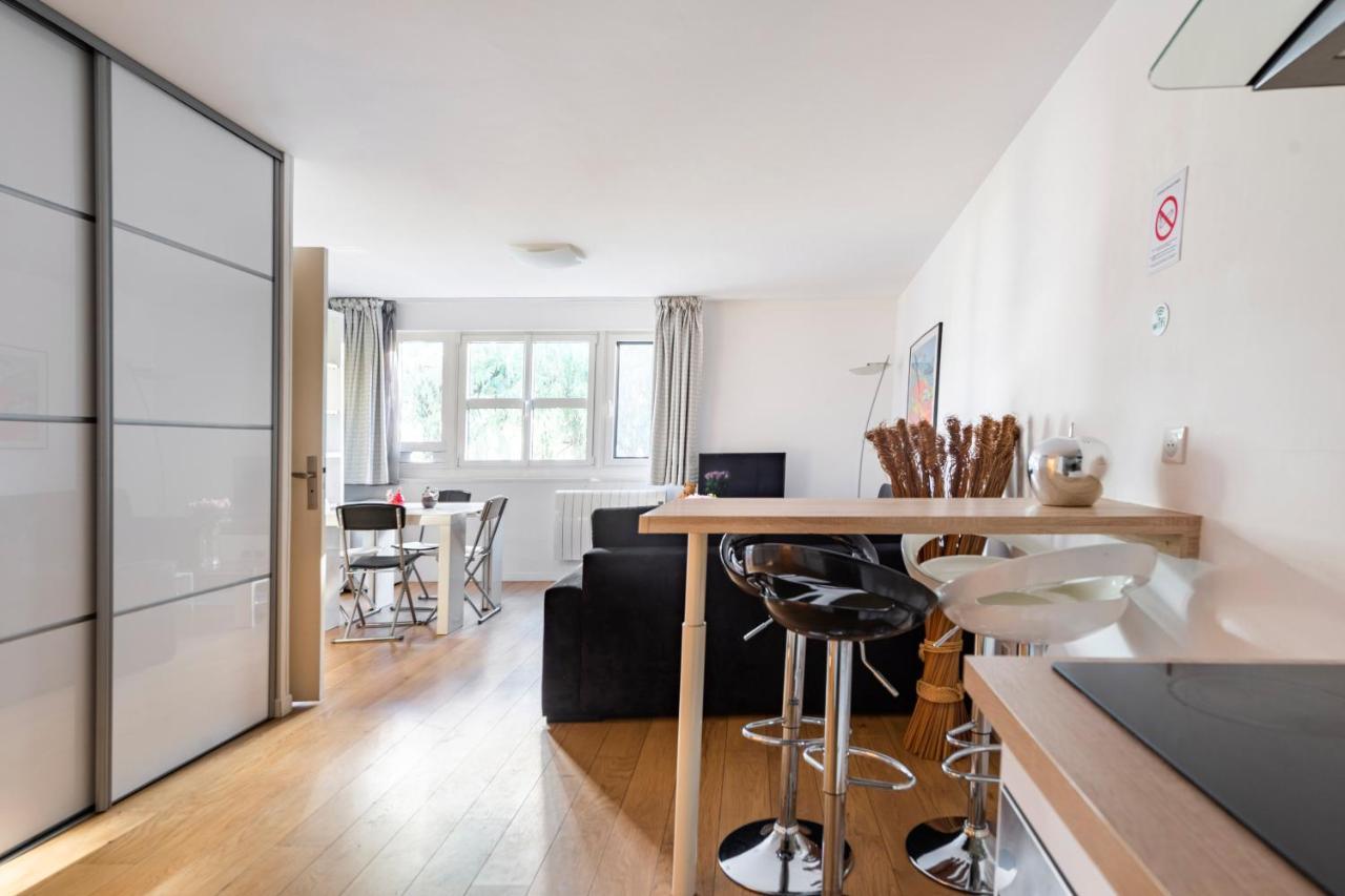 Nice Flat 5 Min Walking From The Sea Екстер'єр фото